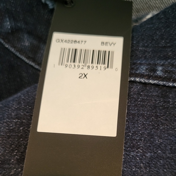 7 For All Mankind Jen7 Frayed Collar Denim Jacket - Picture 6 of 15